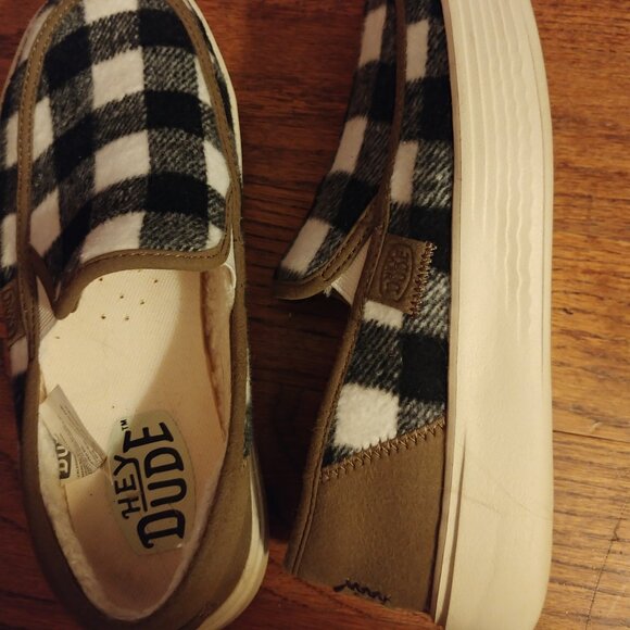 HEY DUDE black plaid women's slip-on shoes size W7 - Picture 8 of 11